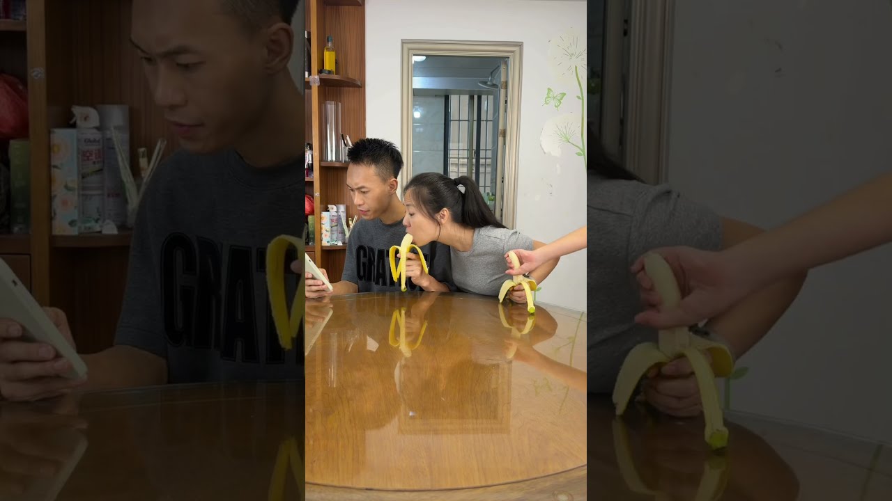 One‑Bite Banana Swap!