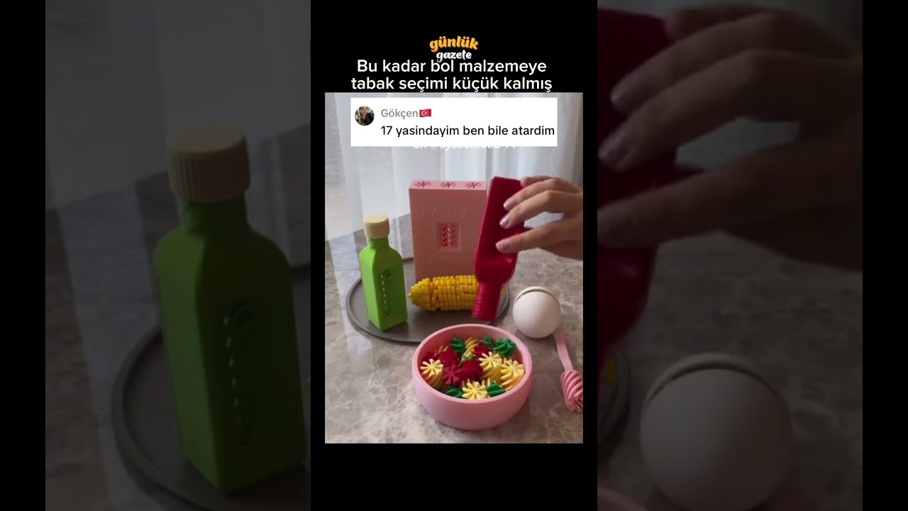 Legoya benzeyen oyuncak yemek takımı