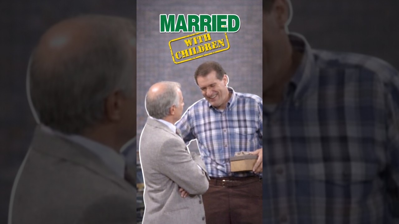 Would You Keep Bargaining This Hard If You Only Had $800? | Married with Children
