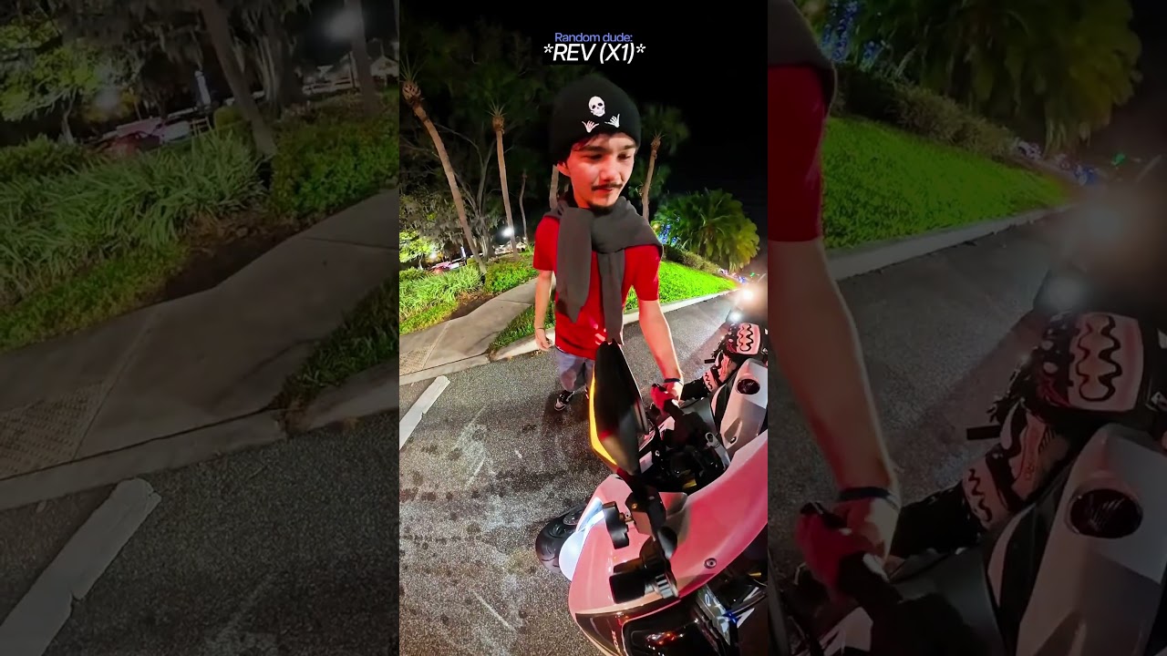 Biker Lets Random Dude Rev His Bike😳