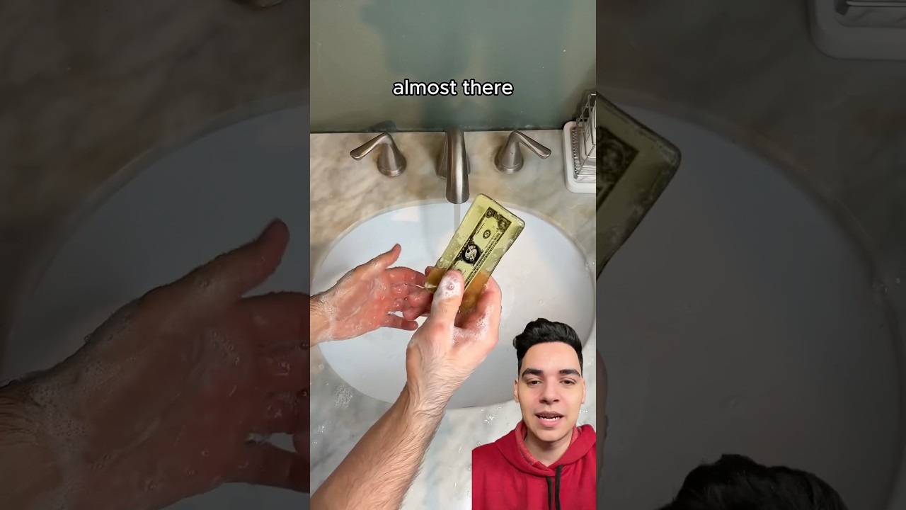 الصابونة دي جواها فلوس 😱!!