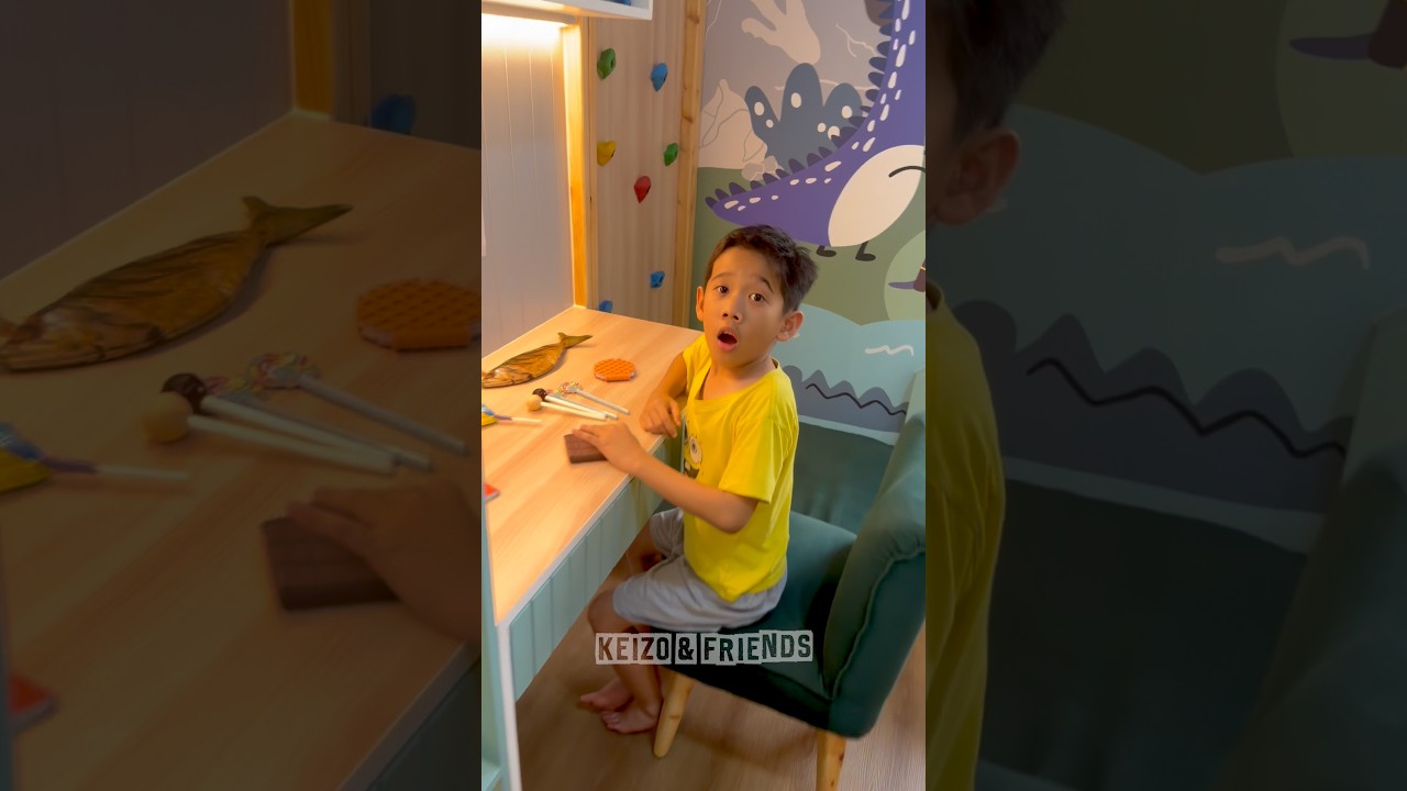 Keizo takut dimarahin papi banyak snack di meja belajar ternyata⁉️