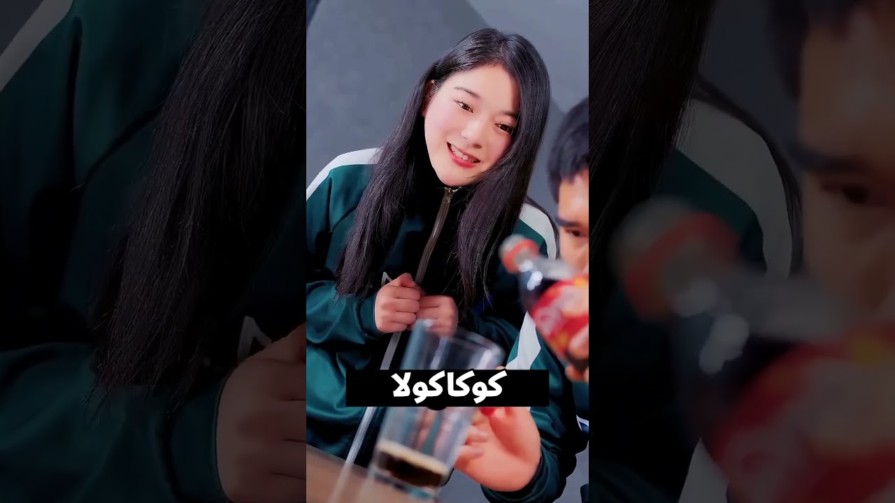 تحدي صب الكوكاكولا في الكوباية بدون ما يتدلق حاجة😱