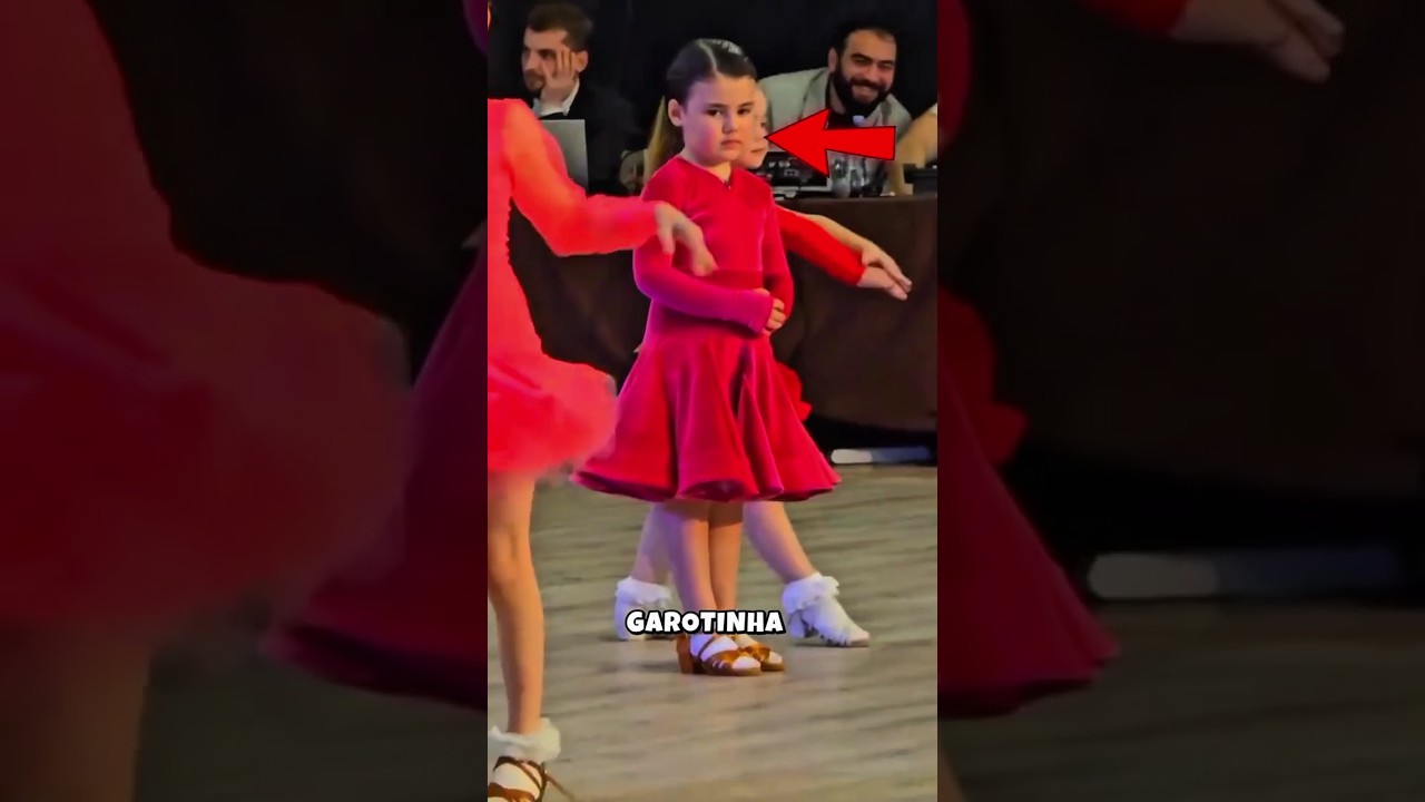 Por Que Ela Ficou Com Fome Na Hora Da Dança? 😱