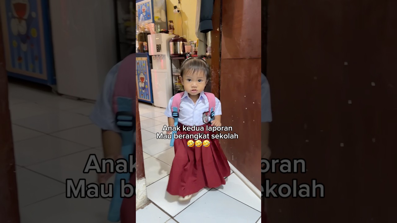 Adek arsyila mau berangkat sekolah 🤣