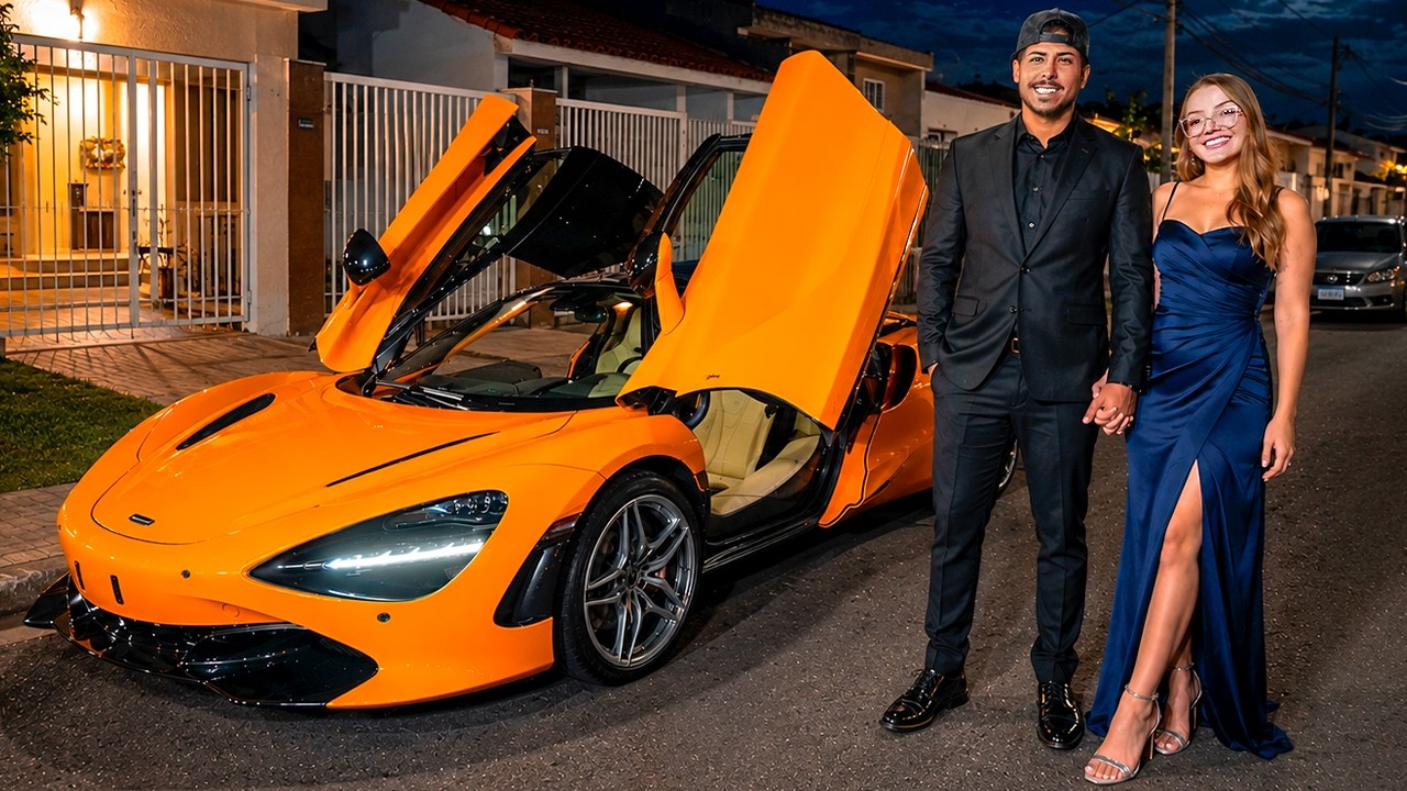 BUSQUEI A KAVIC NA CASA DELA DE MCLAREN 720S