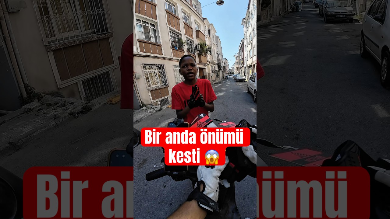 Zenci takipçimle karşılaştım SİZE HEDİYELERİ VARRR #automobile #motovlo #motovlog #kurye #komedi