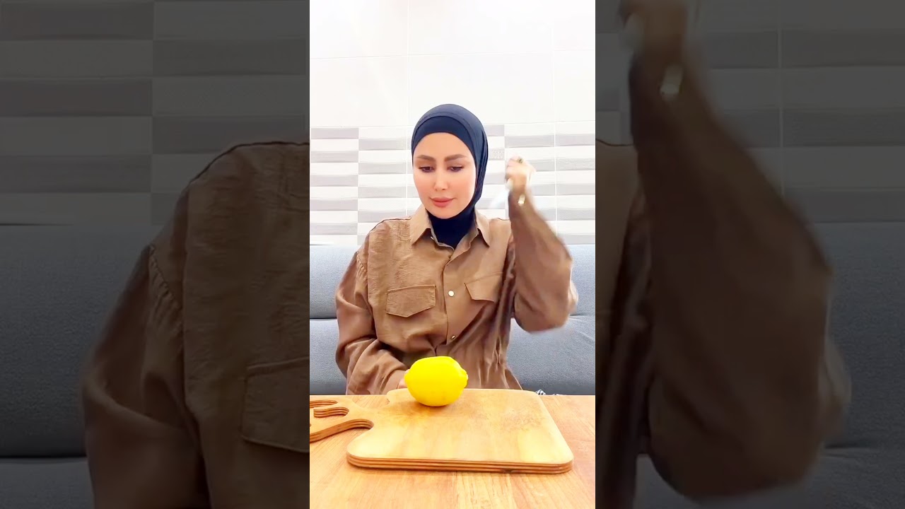 اختي بصقت علي الليمونة 😱🥺😂😂😂😂#youtubeshorts #short #funny #comedy #كوميديات #tiktok #humor #viral