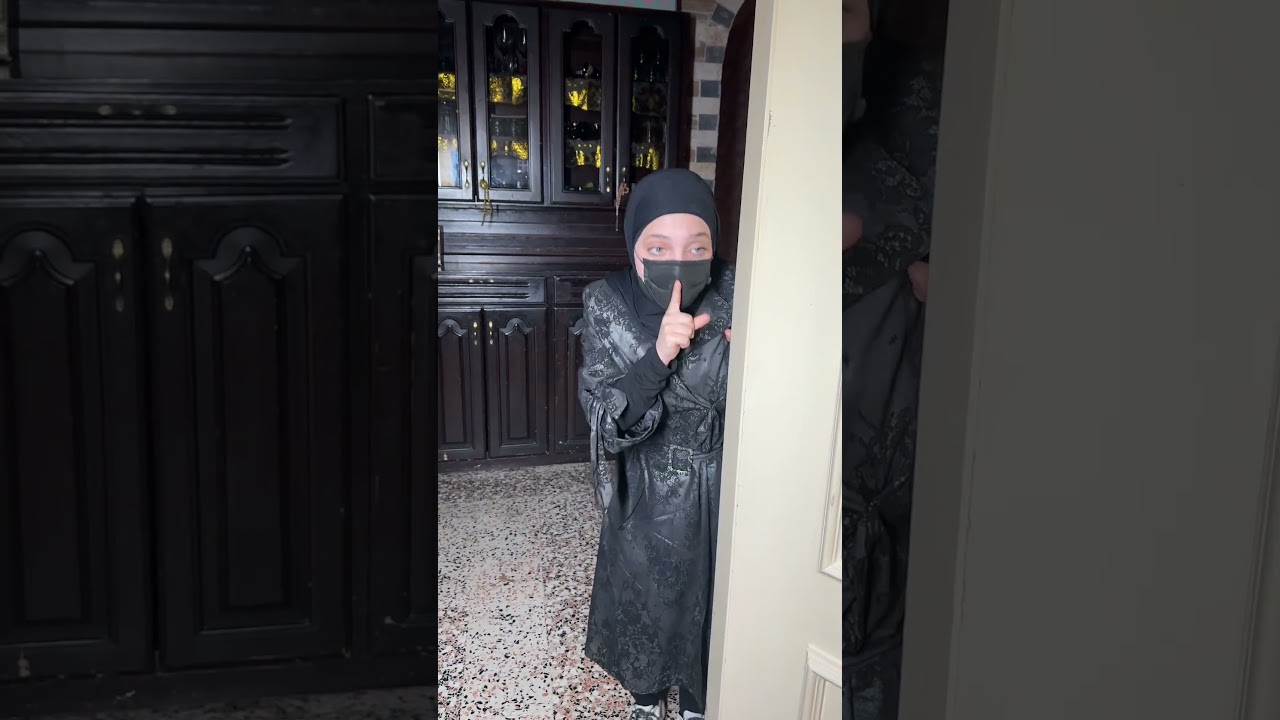 ماما ماعم تعرف تمشطلي شعري:😱