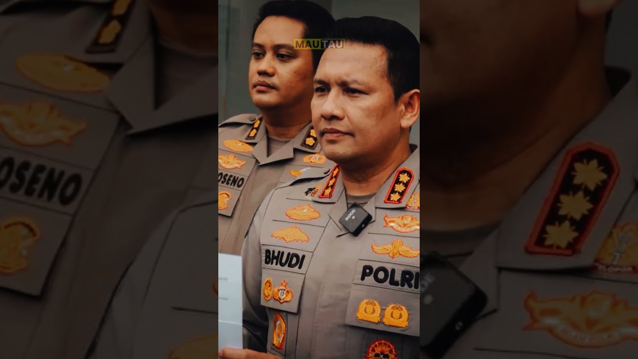 Saham Mandiri menukik kebawah, Polemik Pemblokiran Rekening Mandiri Makin Memanas. #beritaterkini