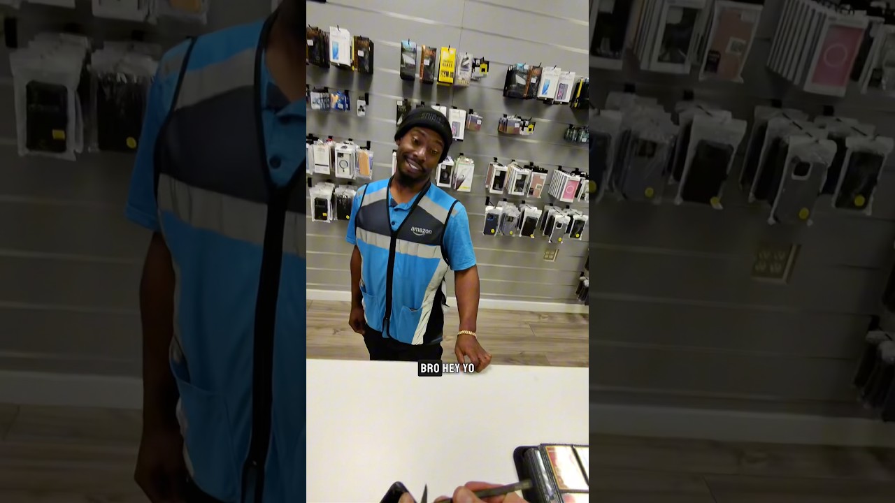 Amazon Driver’s Charging Port🤢#phonerepair #oddlysatisfyingvideo #cleaningvideo #fyp #chargingport